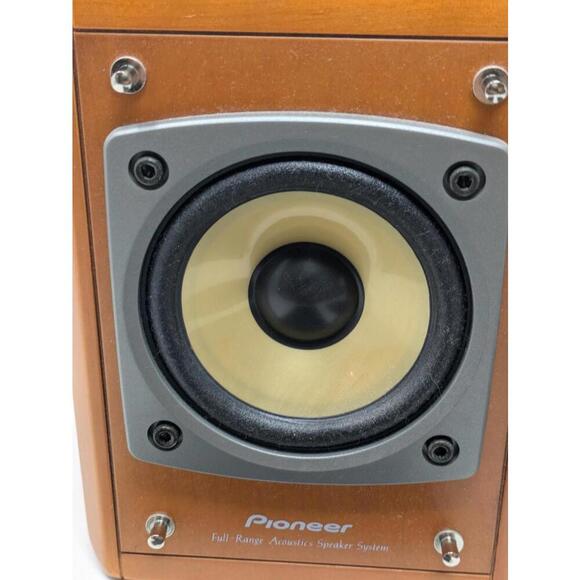 Pioneer Mini Micro Compact Small Tiny Bookshelf Speakers Wood Wooden S-MT3W - Picture 6 of 8